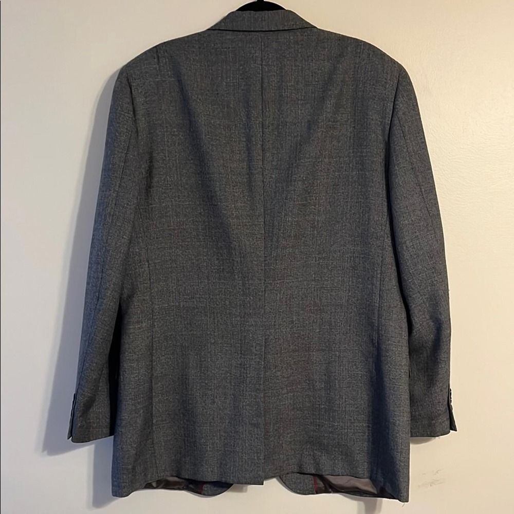 Gray Sport Coat with Notched Lapels and Classic Fit Union Made in the USA - Picture 6 of 6